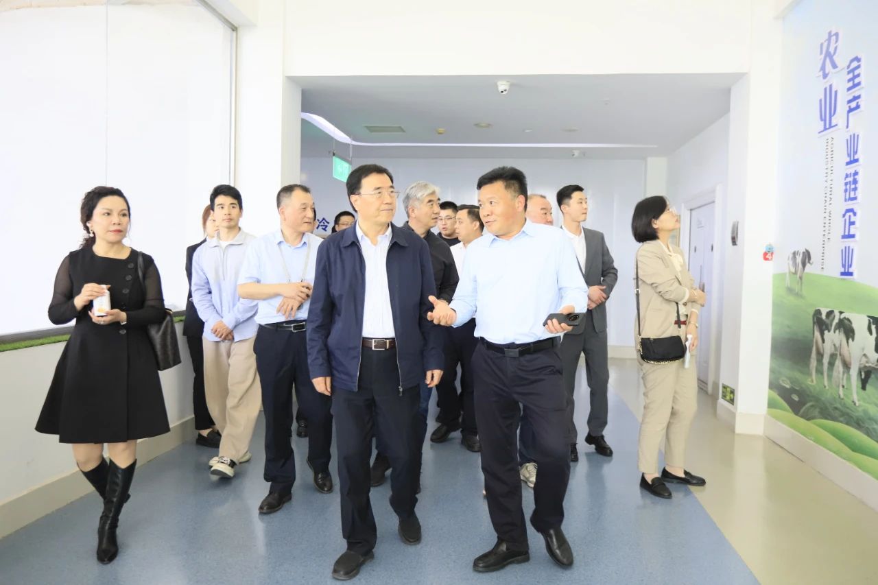 河南省2024國家“學(xué)生飲用奶計(jì)劃”推廣工作推進(jìn)會(huì)在鄭州成功舉辦！
