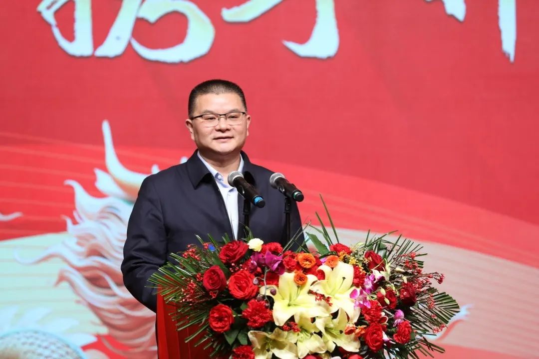 花花牛乳業(yè)30周年暨2024年客戶大會(huì)圓滿召開！