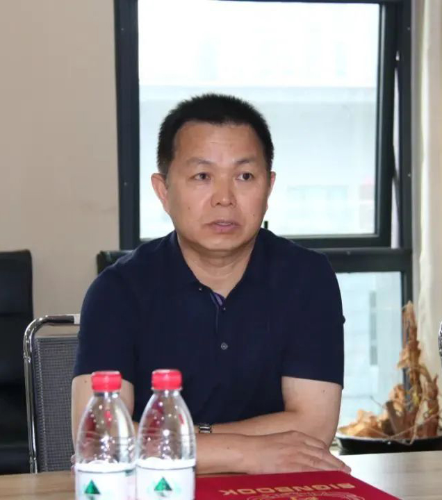愛心奶情系學(xué)子，公益情溫暖人心—河南花花牛乳業(yè)集團(tuán)助力基金會“圓夢計(jì)劃?一杯奶”公益項(xiàng)目，愛心捐贈善款50萬元！
